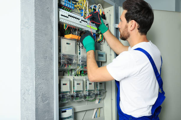 Best Residential Electrician Services  in Collinsville, CT